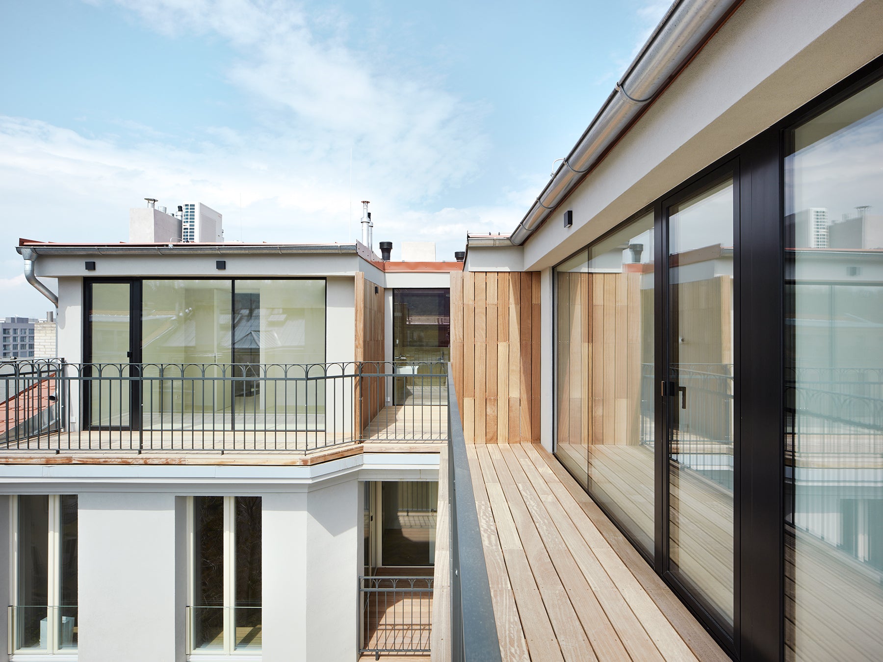 KLIMCHI X SHE ARCHITECT + MKMK DESIGN