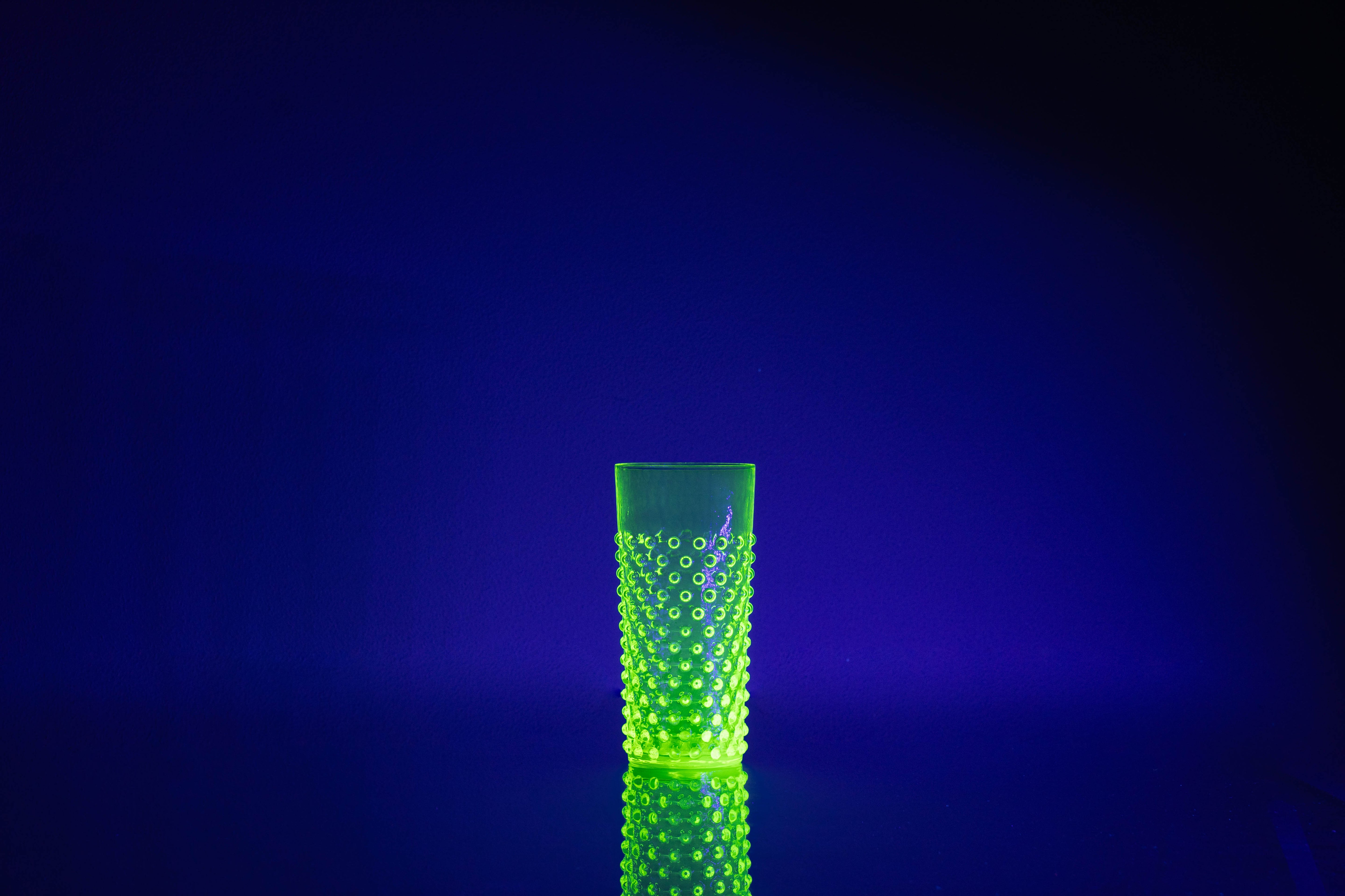 Vysoká Sklenice Hobnail Neon Citrine