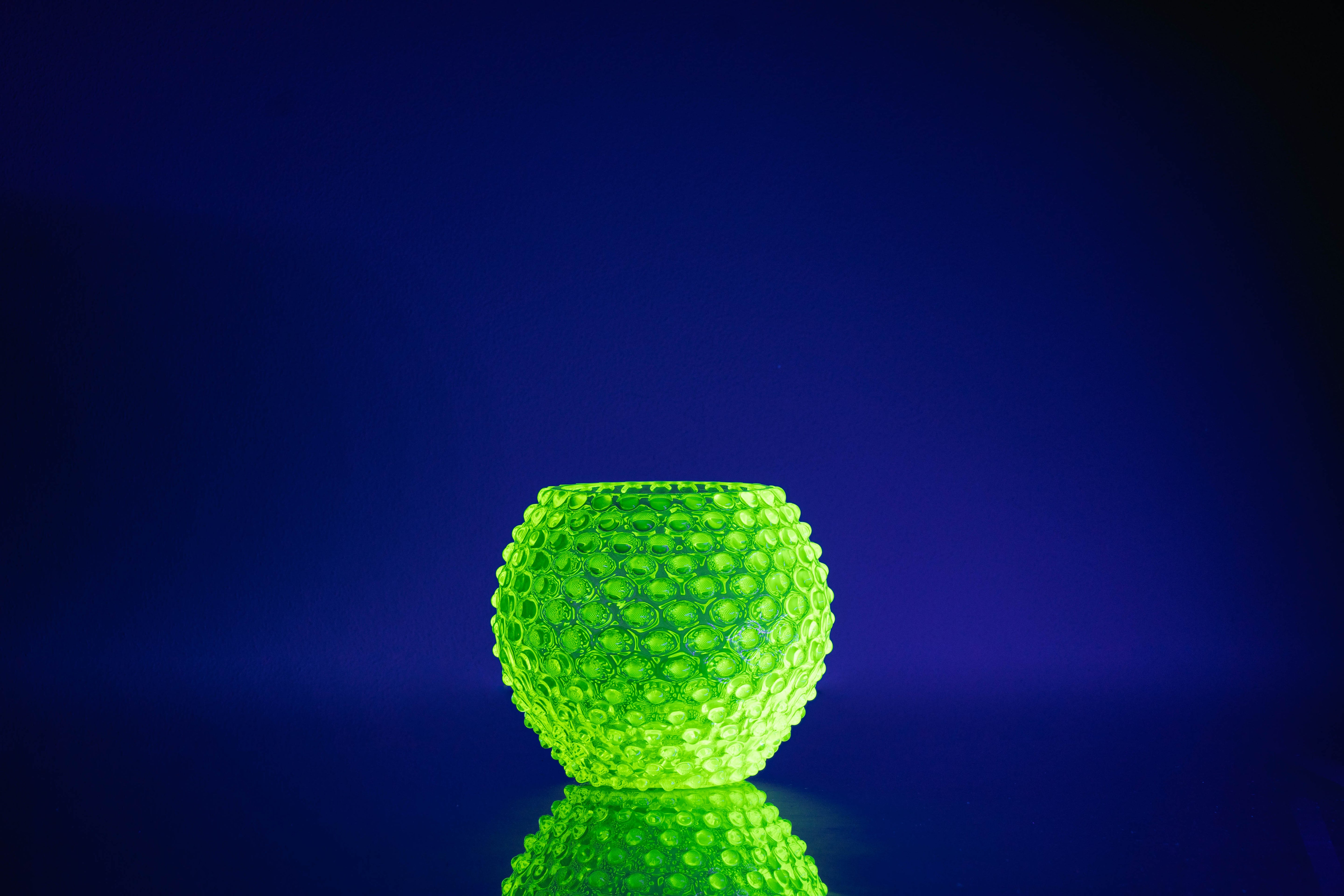 Hobnail Kulatá Váza Neon Citrine