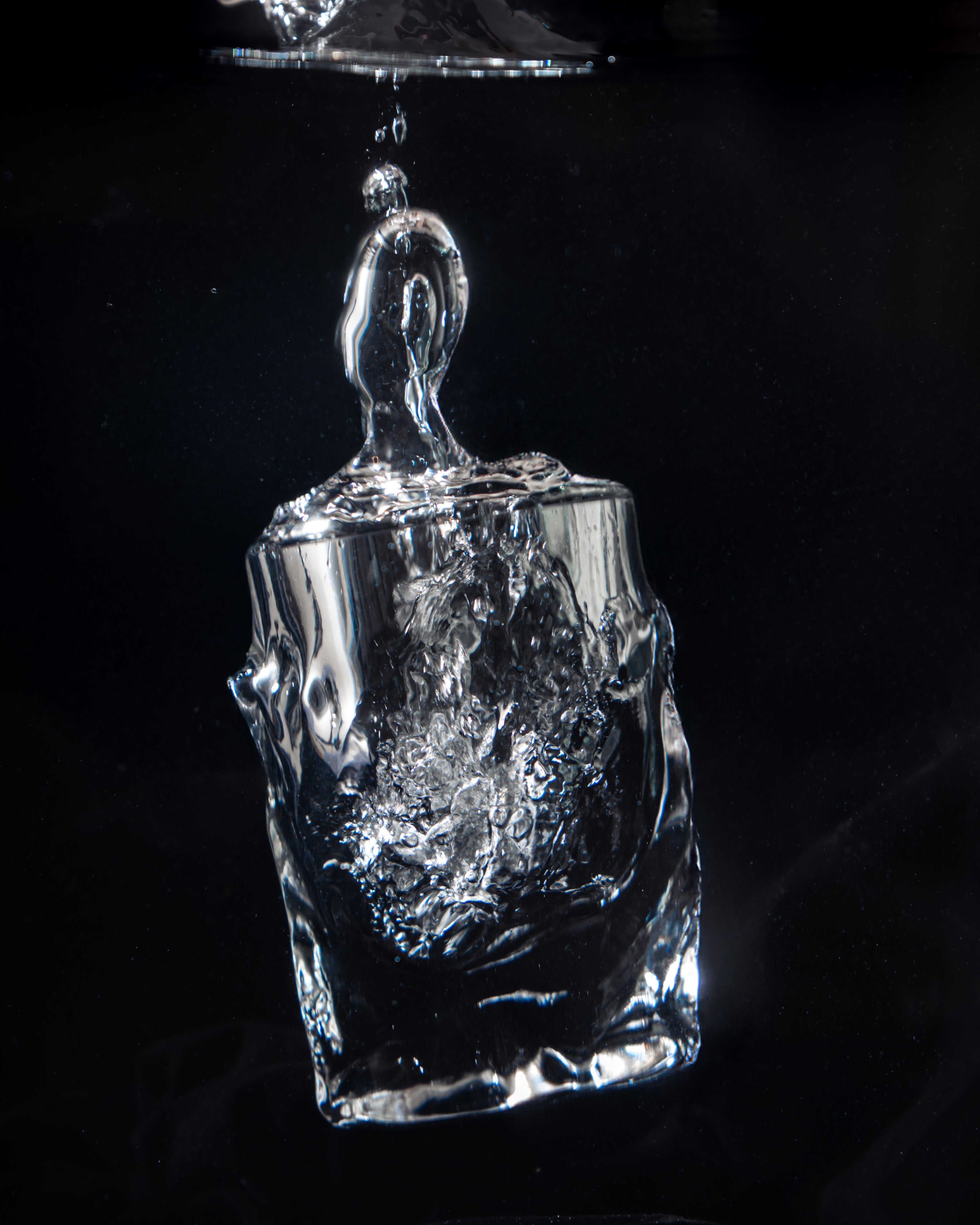 Sklenice Liquid Glass